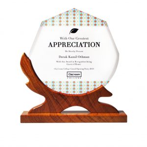 Crystal Plaques CR3098 – Exclusive Wooden Crystal Plaque
