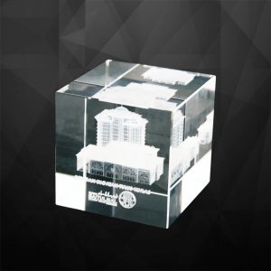 Crystal Trophies CR9186 – Exclusive Cube Crystal Awards